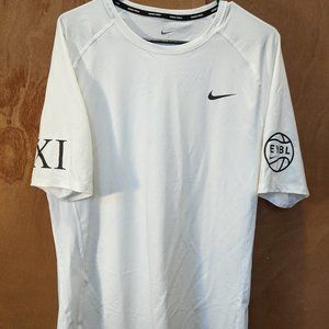 Nike EYBL Tee Size MED